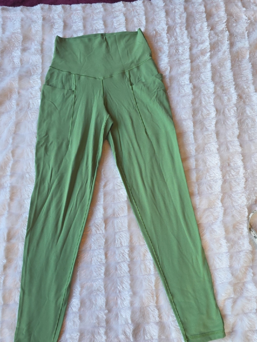 aerie Offline Green High-Rise Leggings